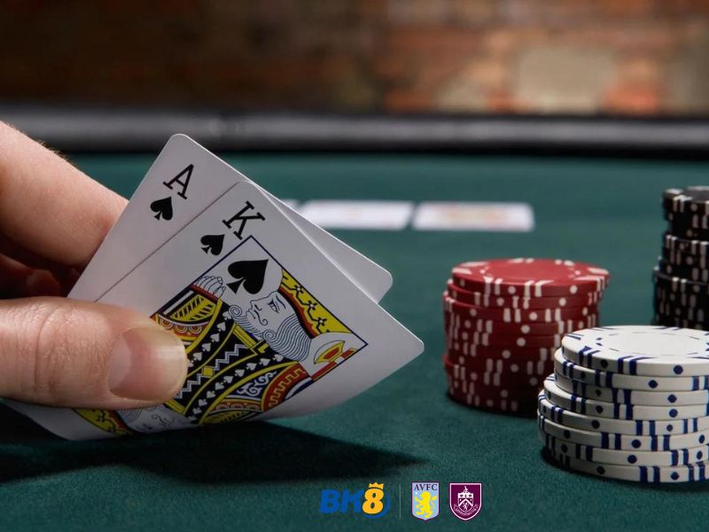 Poker sử dụng công cụ chính là bộ bài Tây 52 lá